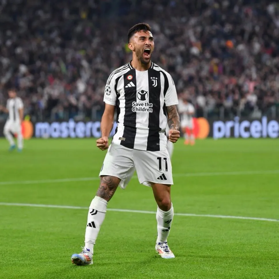 包含意大利杯转会期走向成谜，切尔西单刀错失，质疑声仍在，训练强度明显提升的词条